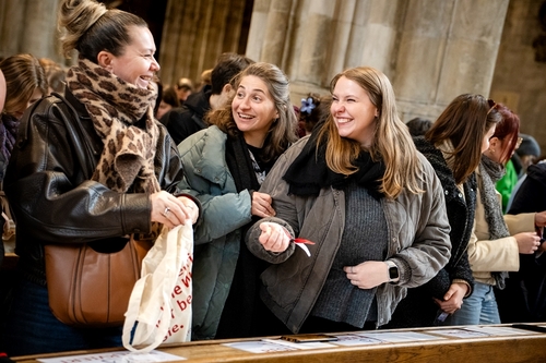 Begegnungsgottesdienst mit den Mitarbeitenden der St. Nikolausstiftung im Stephansdom